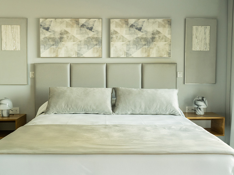 2-laguna-suite-cama-matrimonial-palmas-de-la-laguna